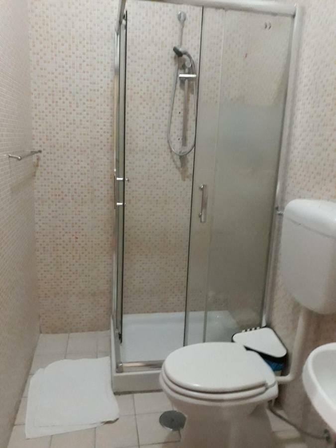 Renting Rooms Roma Ngoại thất bức ảnh