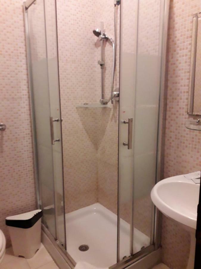 Renting Rooms Roma Ngoại thất bức ảnh