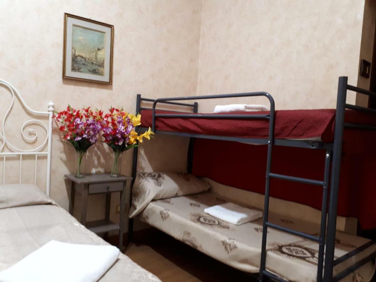 Renting Rooms Roma Ngoại thất bức ảnh