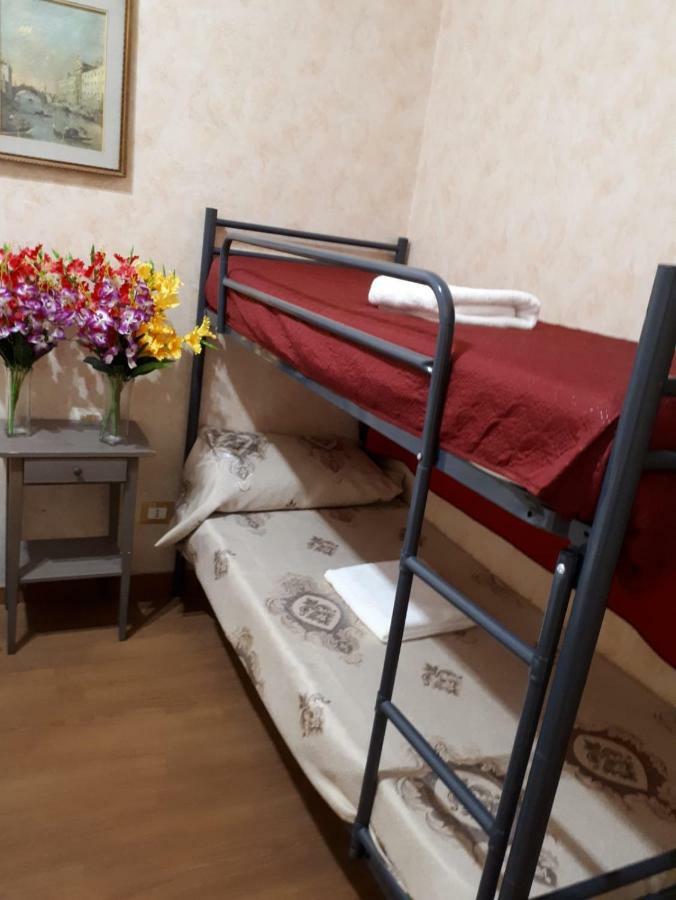 Renting Rooms Roma Ngoại thất bức ảnh